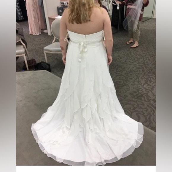 Chiffon Wedding dress - Picture 15 of 15